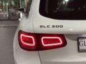 Hàng hot giao ngay GLC 200 4Matic-trắng/kem.
Trước bạ giảm 50%-100tr, bảo hiểm thân xe, gói phụ kiện cao cấp