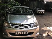 Cần bán xe Toyota Innova sản xuất 2009, màu bạc