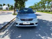 Bán xe Toyota Innova năm sản xuất 2013, màu bạc chính chủ, 375 triệu