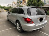 Gia đình bán Mercedes R350 2006, màu bạc, xe nhập