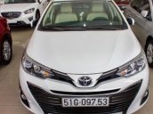 Cần bán lại xe Toyota Vios sản xuất 2018, màu trắng còn mới