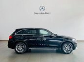 Auto bán Mercedes GLC300 4Matic sản xuất 2018, màu đen