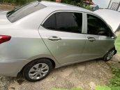 Cần bán xe Hyundai Grand i10 năm sản xuất 2019, màu bạc 