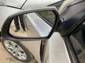 Cần bán xe Hyundai Grand i10 năm sản xuất 2019, màu bạc 