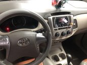 Cần bán gấp Toyota Innova sản xuất năm 2016, giá thấp, động cơ ổn định 