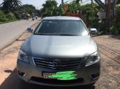 Cần bán gấp Toyota Camry 2.4G sản xuất 2010, màu bạc