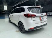 Bán Kia Rondo 2.0 GAT Deluxe 2017, màu trắng, BS TP. HCM