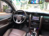 Bán Toyota Fortuner năm sản xuất 2018, màu xám