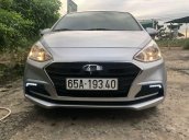 Cần bán xe Hyundai Grand i10 năm sản xuất 2019, màu bạc 