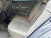 Xe Toyota Camry sản xuất năm 2008, màu bạc còn mới