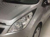 Gia đình bán xe Chevrolet Spark đời 2012, màu bạc