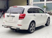 Bán xe Chevrolet Captiva LTZ 2.4 2017, màu trắng. Biển Sài Gòn