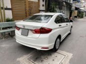 Gia đình bán xe Honda City 2016, màu trắng