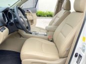 Bán Toyota Highlander năm 2011, màu trắng còn mới