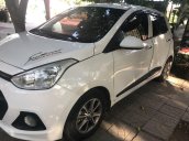 Chính chủ bán Hyundai Grand i10 2015, màu trắng, nhập khẩu