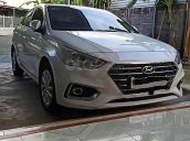 Cần bán xe Hyundai Elantra sản xuất 2019 xe gia đình