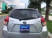 Bán xe Toyota Yaris sản xuất 2015, màu bạc còn mới, 490tr