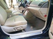 Cần bán Toyota Camry sản xuất 2006, màu đen còn mới