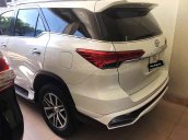 Bán Toyota Fortuner năm sản xuất 2017, màu trắng, xe nhập còn mới