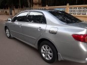 Cần bán gấp Toyota Corolla Altis năm sản xuất 2010, xe gia đình giá mềm