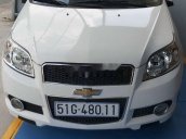 Cần bán gấp Chevrolet Aveo sản xuất 2017, giá tốt, chính chủ sử dụng