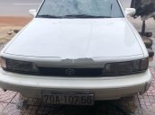 Bán Toyota Camry sản xuất 1987, màu trắng, 75tr