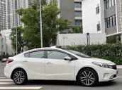 Cần bán Kia Cerato 2016, màu trắng chính chủ