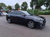 Bán gấp với giá ưu đãi chiếc Kia Cerato sản xuất 2019, xe còn mới hoàn toàn