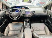 Cần bán gấp Honda Civic sản xuất 2015, xe gia đình