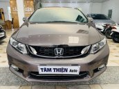 Cần bán gấp Honda Civic sản xuất 2015, xe gia đình