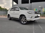 Bán Toyota Fortuner sản xuất năm 2011, giá thấp, xe còn mới