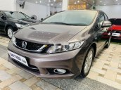 Cần bán gấp Honda Civic sản xuất 2015, xe gia đình