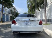 Bán ô tô Mercedes C250 đời 2017, màu trắng chính chủ