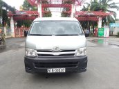 Toyota Hiace model 2012, gắn thêm đồ chơi, nút đề nổ máy, remote đề nổ từ xa, xe nhà trùm mền không chạy, cực mới