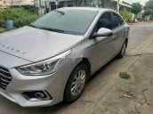 Bán ô tô Hyundai Accent 2019, màu bạc như mới, giá tốt