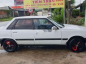 Cần bán lại xe Toyota Camry đời 1984, màu trắng, xe nhập, giá tốt