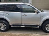 Bán xe Mitsubishi Pajero Sport sản xuất 2011, màu bạc, xe còn mới