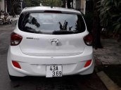 Gia đình bán Hyundai Grand i10 năm 2016, màu trắng, nhập khẩu nguyên chiếc