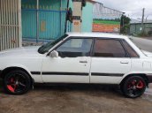 Cần bán lại xe Toyota Camry đời 1984, màu trắng, xe nhập, giá tốt