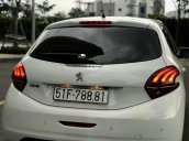 Bán ô tô Peugeot 208 năm 2015 giá cạnh tranh, chính chủ sử dụng