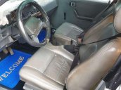 Cần bán lại xe Toyota Camry đời 1984, màu trắng, xe nhập, giá tốt