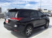 Cần bán xe Toyota Fortuner 2.4G AT 2020, màu đen xe gia đình đi 4.859km - xe cũ chính hãng Toyota Sure