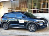 Bán Hyundai Tucson đời 2019, màu đen 