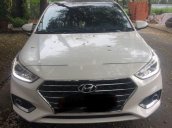 Bán Hyundai Accent năm 2019, màu trắng chính chủ 