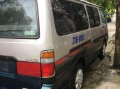 Cần bán Toyota Hiace sản xuất năm 2004, xe nhập, xe còn mới, một đời chủ