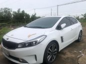 Cần bán xe Kia Cerato năm sản xuất 2016 còn mới