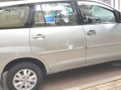 Cần bán gấp Toyota Innova năm sản xuất 2010, nhập khẩu còn mới, 300 triệu