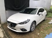 Cần bán xe Mazda 3 đời 2016, màu trắng