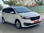 Cần bán lại xe Kia Sedona 2017, màu trắng như mới