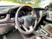 Hỗ trợ mua xe trả góp lãi suất thấp với chiếc Toyota Fortuner đời 2019, xe còn mới